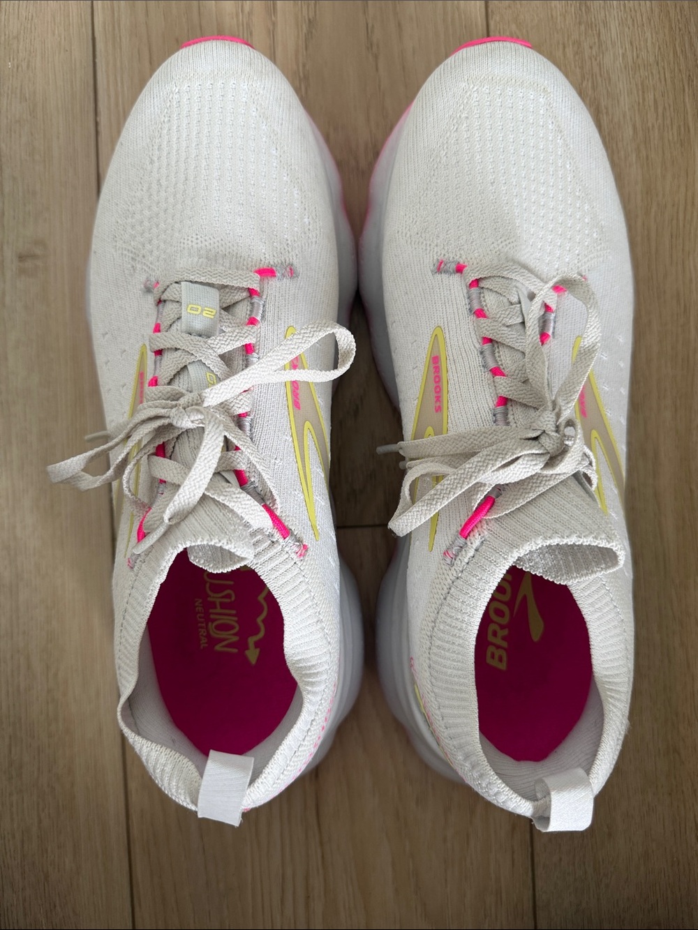 Brooks Women's White Running Shoes with Pink Accent - Picture 3 of 5